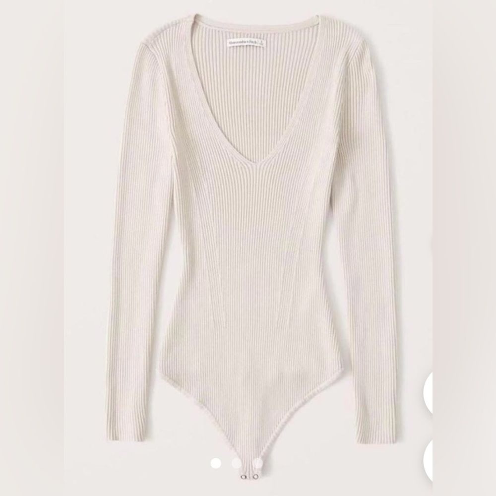 Abercrombie & Fitch Sweater
